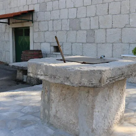 Luxury Stone Matijevic Blato na Cetini